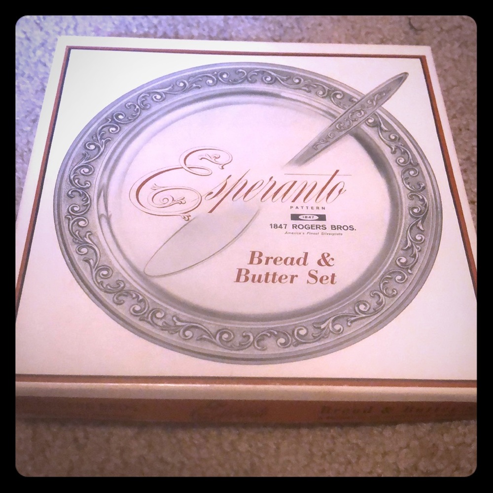 Esperanto Rogers Bro’s Bread and Butter Set